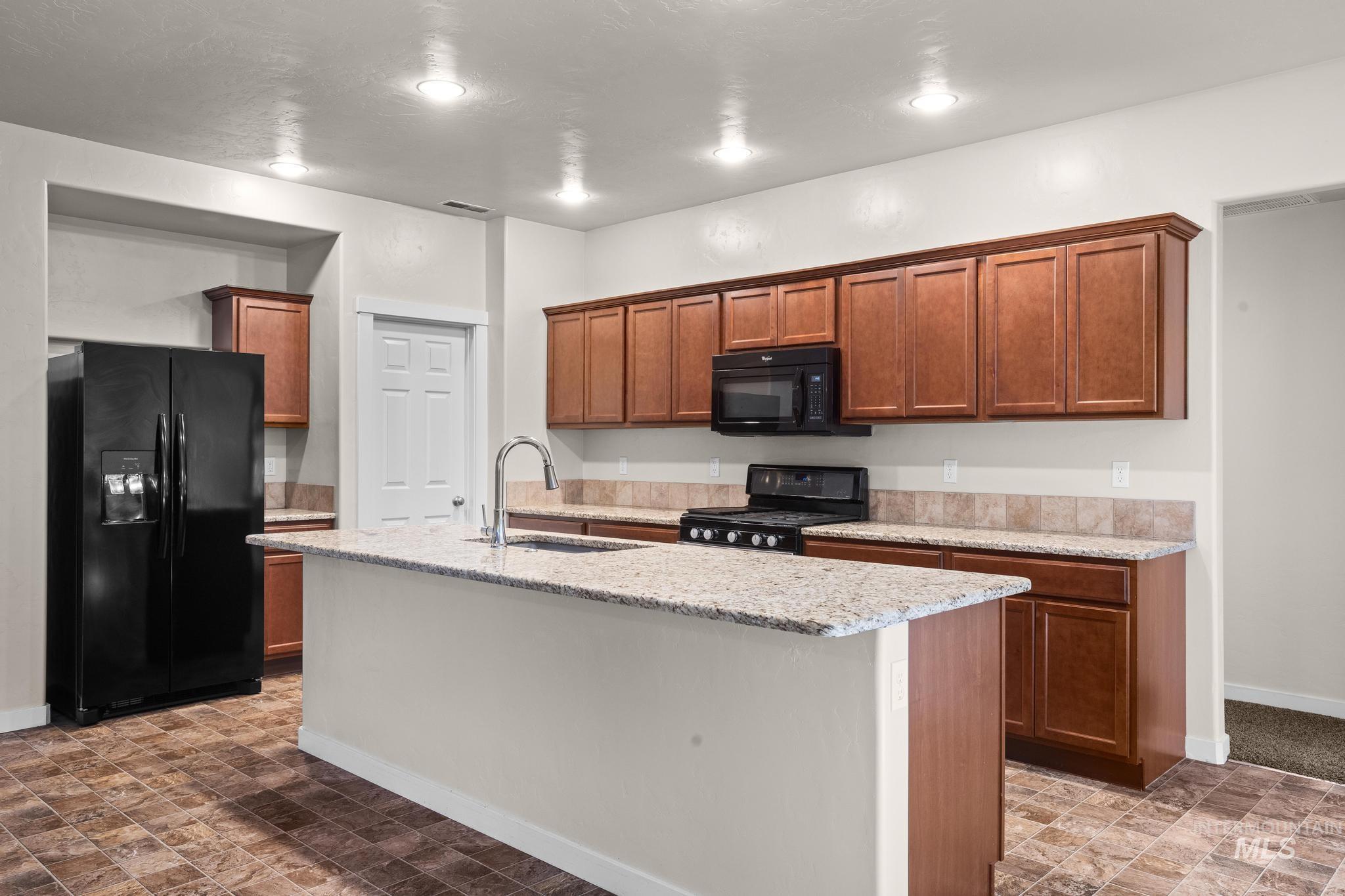 1181 W Darrah Dr, Meridian, Idaho 83646, 4 Bedrooms, 2 Bathrooms, Residential For Sale, Price $529,000,MLS 99003150