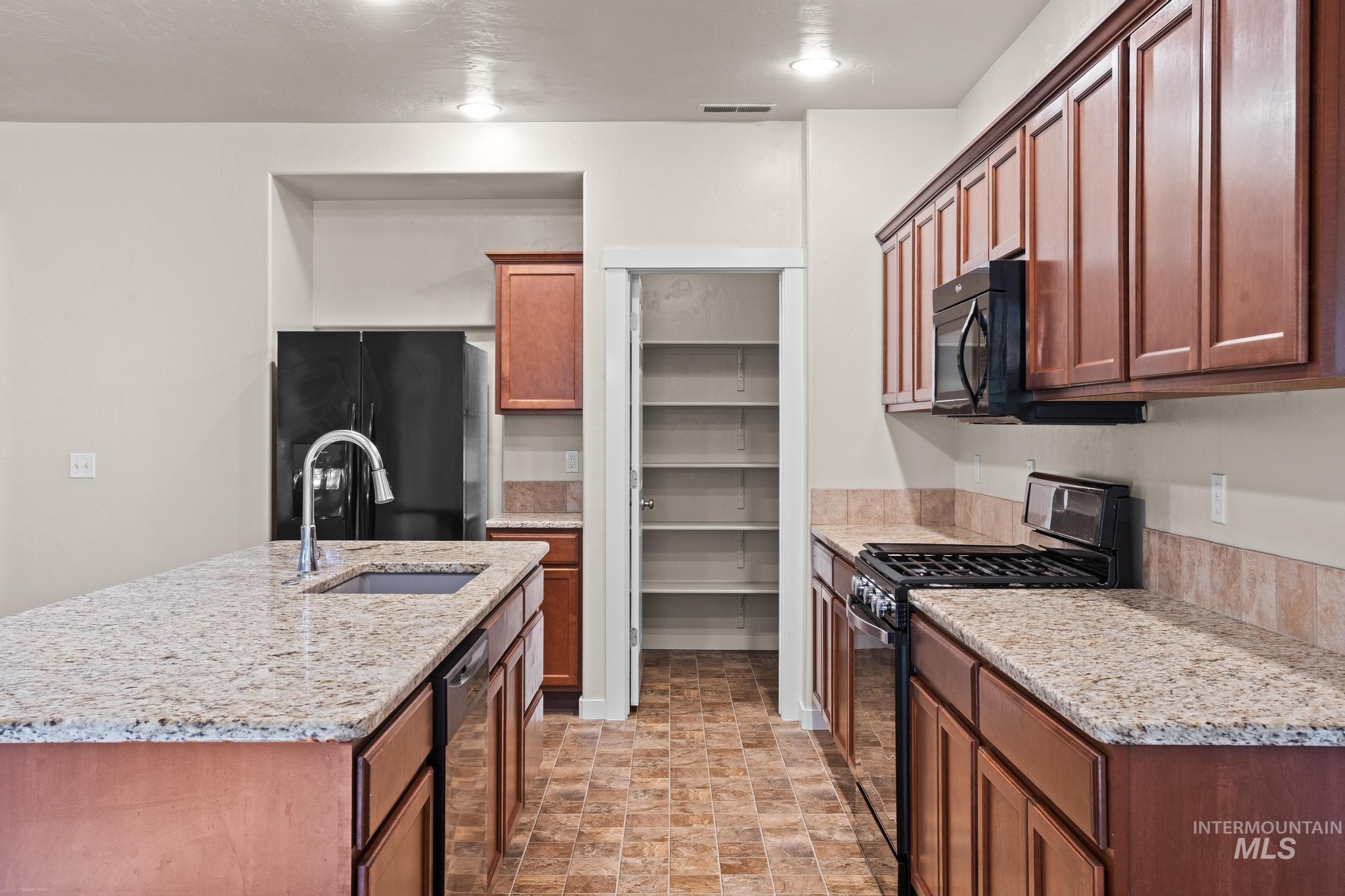 1181 W Darrah Dr, Meridian, Idaho 83646, 4 Bedrooms, 2 Bathrooms, Residential For Sale, Price $529,000,MLS 99003150