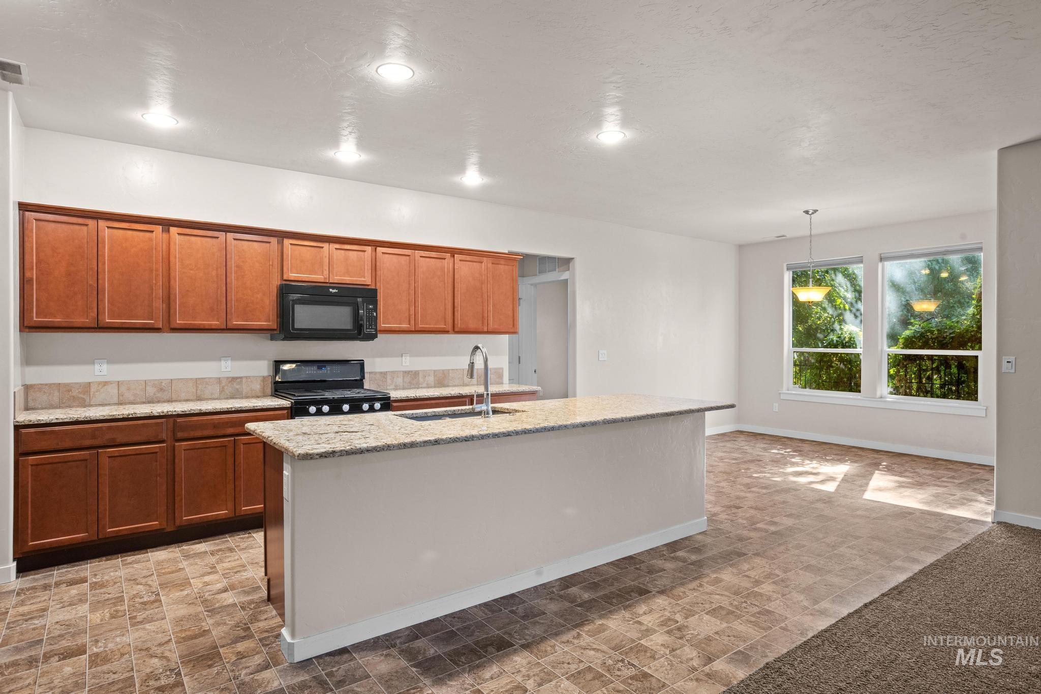 1181 W Darrah Dr, Meridian, Idaho 83646, 4 Bedrooms, 2 Bathrooms, Residential For Sale, Price $529,000,MLS 99003150