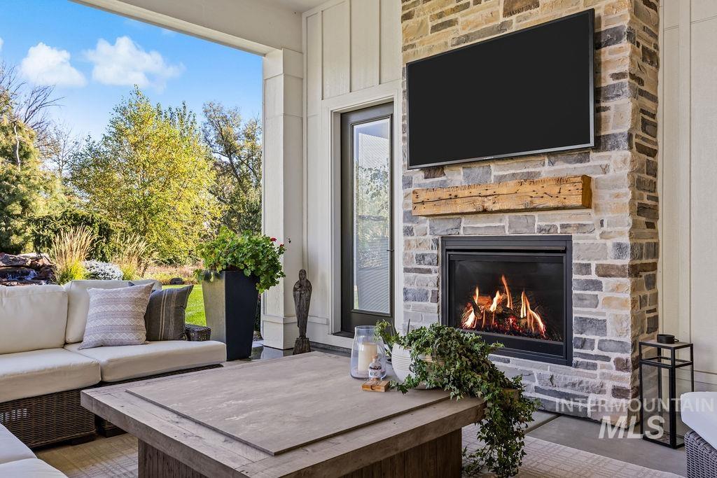 1790 E Garden Brook, Eagle, Idaho 83616, 5 Bedrooms, 6 Bathrooms, Residential For Sale, Price $3,497,000,MLS 99003151