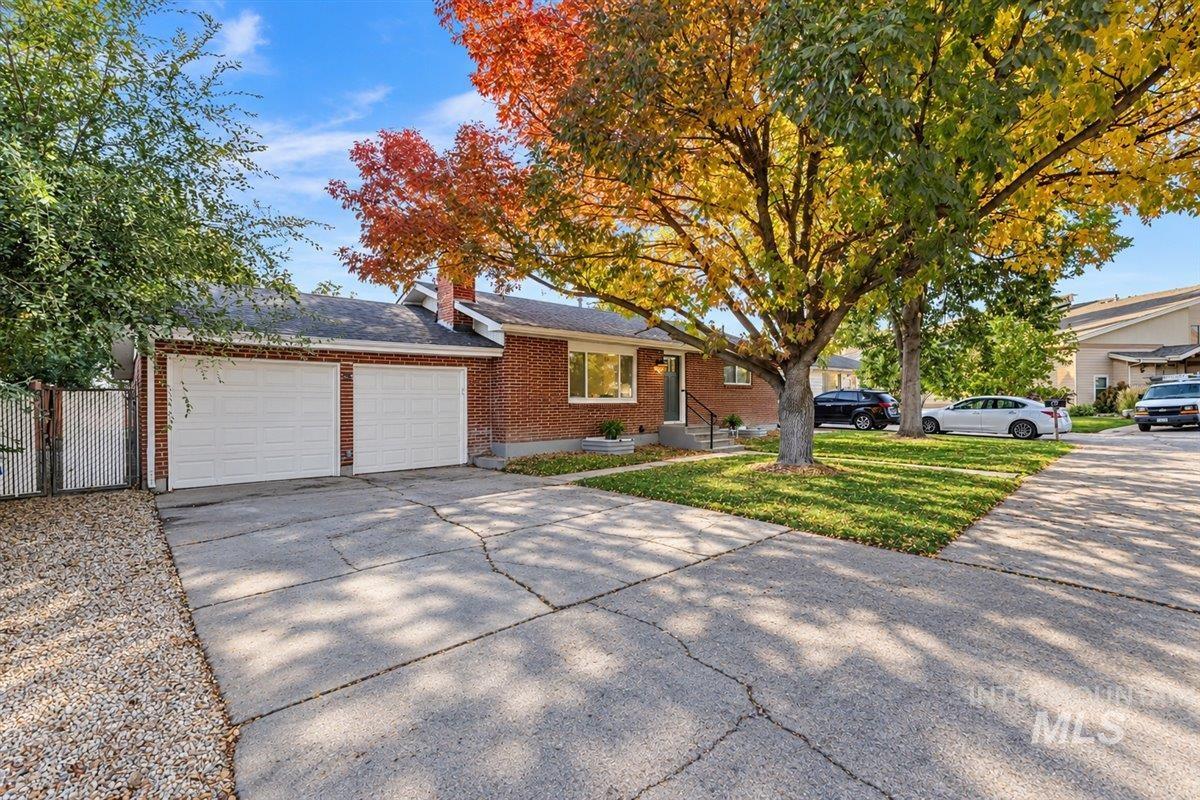 3701 Woody Drive, Boise, Idaho 83703, 4 Bedrooms, 2 Bathrooms, Residential For Sale, Price $685,000,MLS 99003154