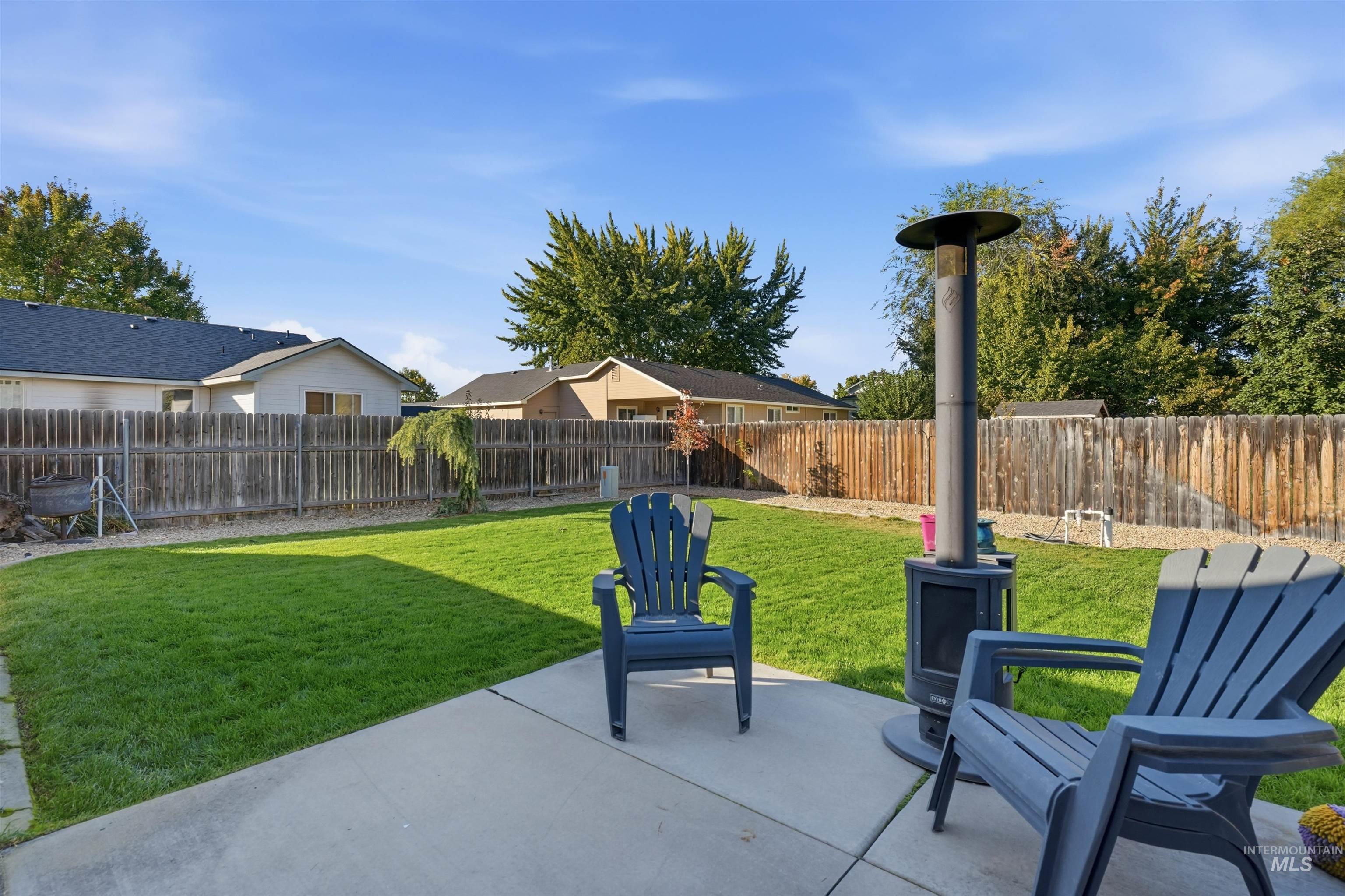 1284 Tennessee Drive, Middleton, Idaho 83644, 3 Bedrooms, 2 Bathrooms, Residential For Sale, Price $385,000,MLS 99003155
