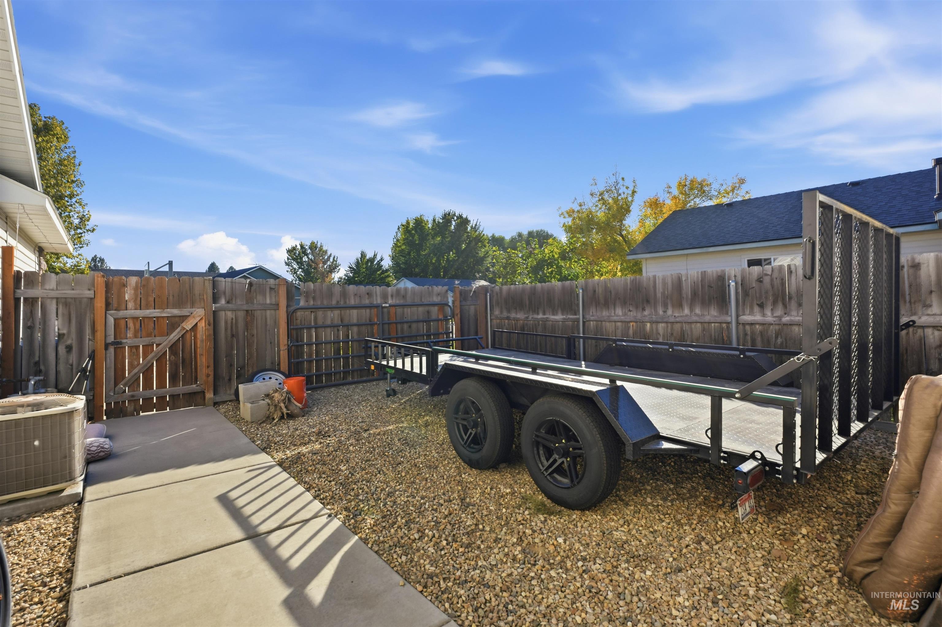 1284 Tennessee Drive, Middleton, Idaho 83644, 3 Bedrooms, 2 Bathrooms, Residential For Sale, Price $385,000,MLS 99003155