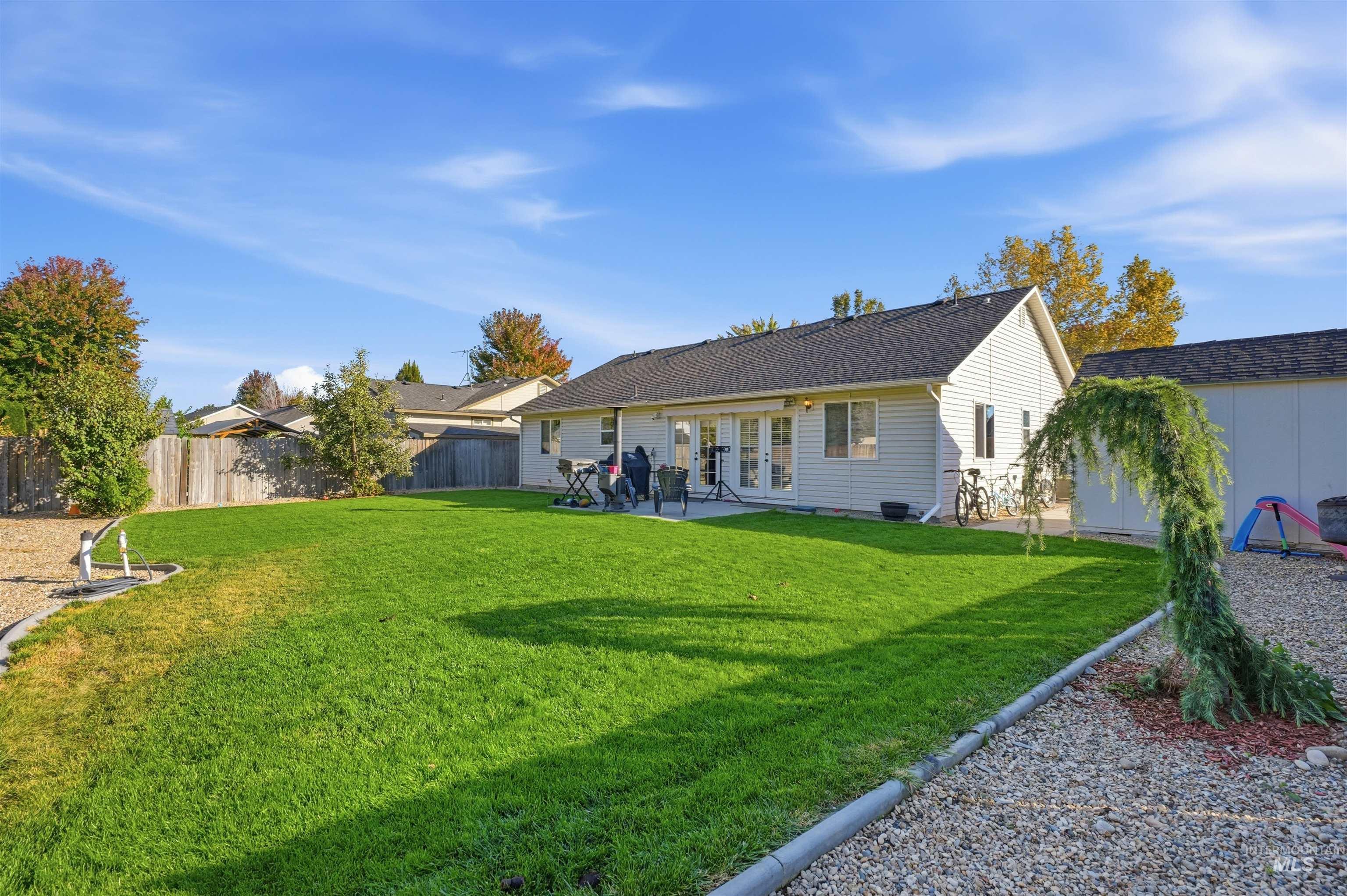 1284 Tennessee Drive, Middleton, Idaho 83644, 3 Bedrooms, 2 Bathrooms, Residential For Sale, Price $385,000,MLS 99003155