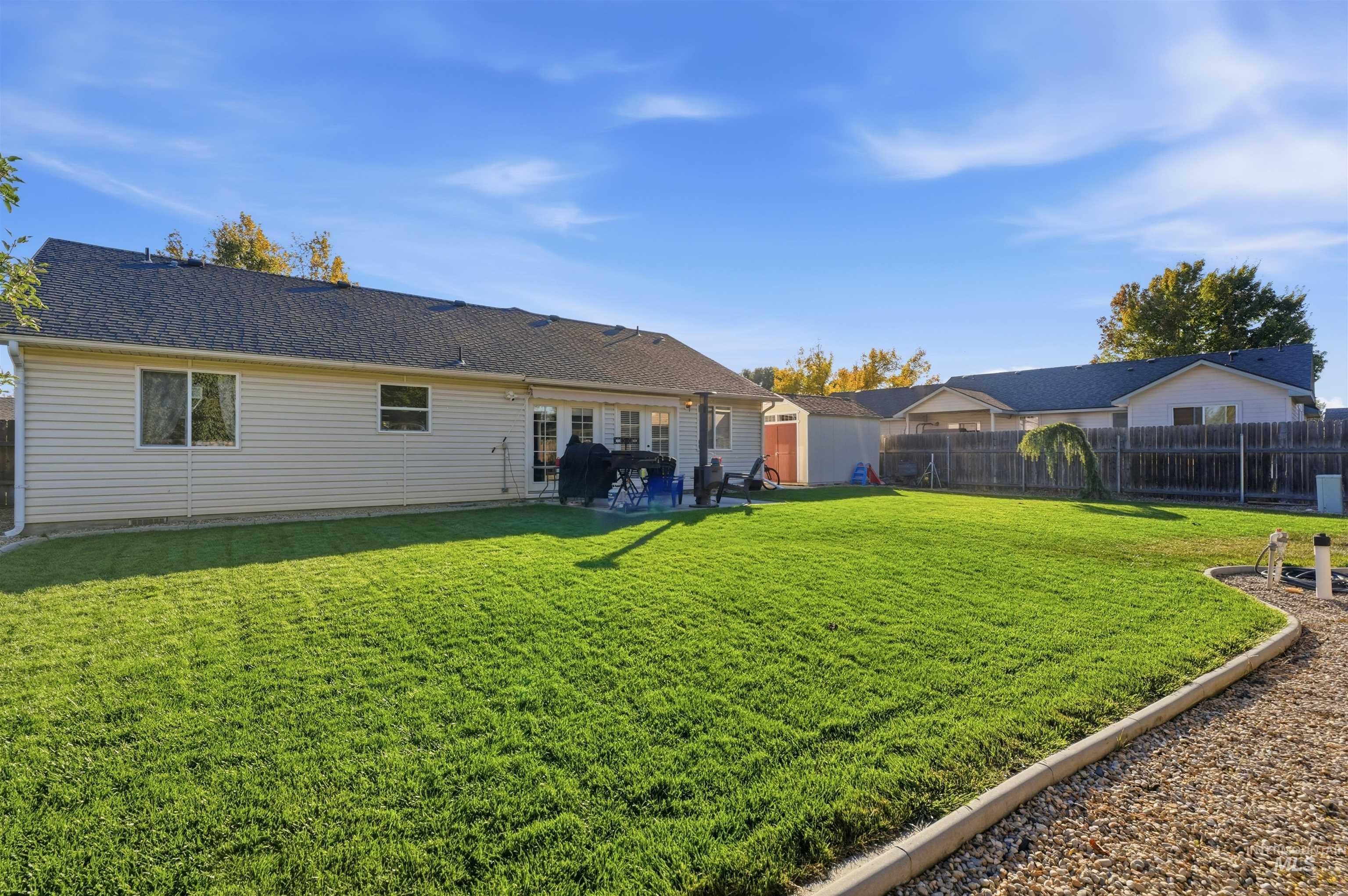 1284 Tennessee Drive, Middleton, Idaho 83644, 3 Bedrooms, 2 Bathrooms, Residential For Sale, Price $385,000,MLS 99003155