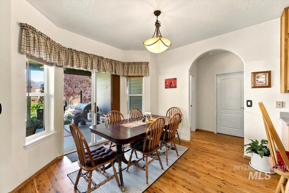 1915 Meadow Ave, Caldwell, Idaho 83605, 4 Bedrooms, 2.5 Bathrooms, Residential For Sale, Price $685,000,MLS 99003158
