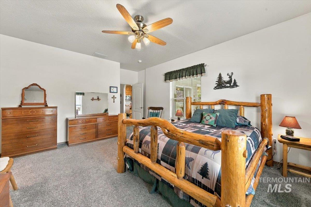 1915 Meadow Ave, Caldwell, Idaho 83605, 4 Bedrooms, 2.5 Bathrooms, Residential For Sale, Price $685,000,MLS 99003158