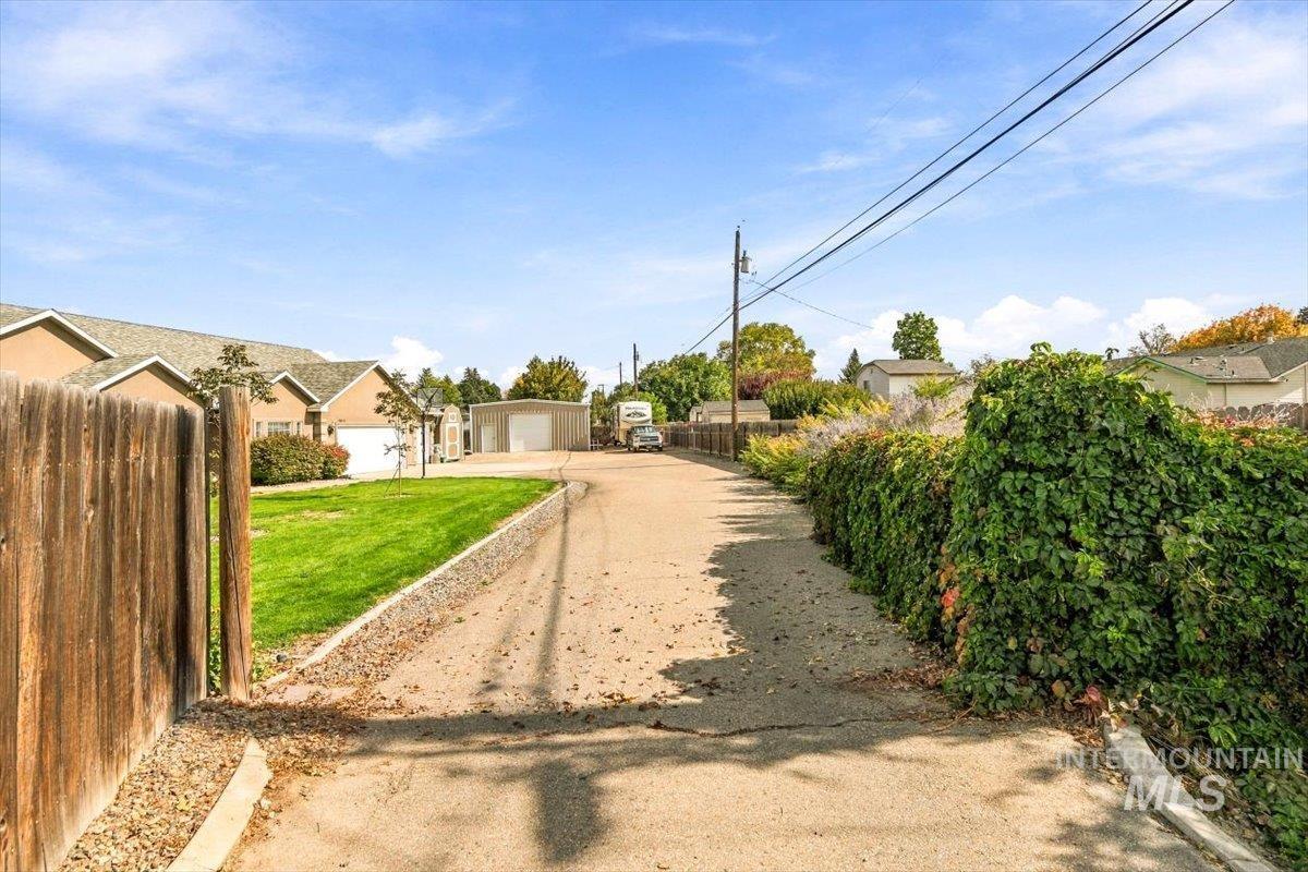 1915 Meadow Ave, Caldwell, Idaho 83605, 4 Bedrooms, 2.5 Bathrooms, Residential For Sale, Price $685,000,MLS 99003158