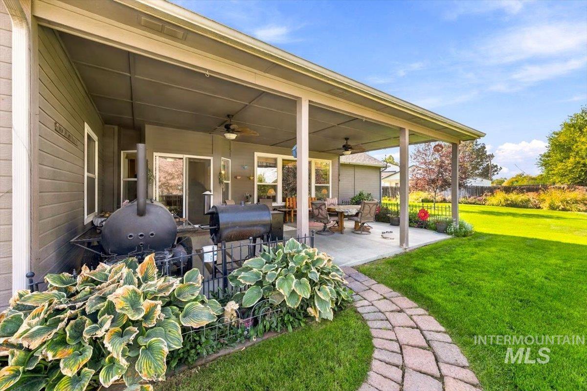 1915 Meadow Ave, Caldwell, Idaho 83605, 4 Bedrooms, 2.5 Bathrooms, Residential For Sale, Price $685,000,MLS 99003158