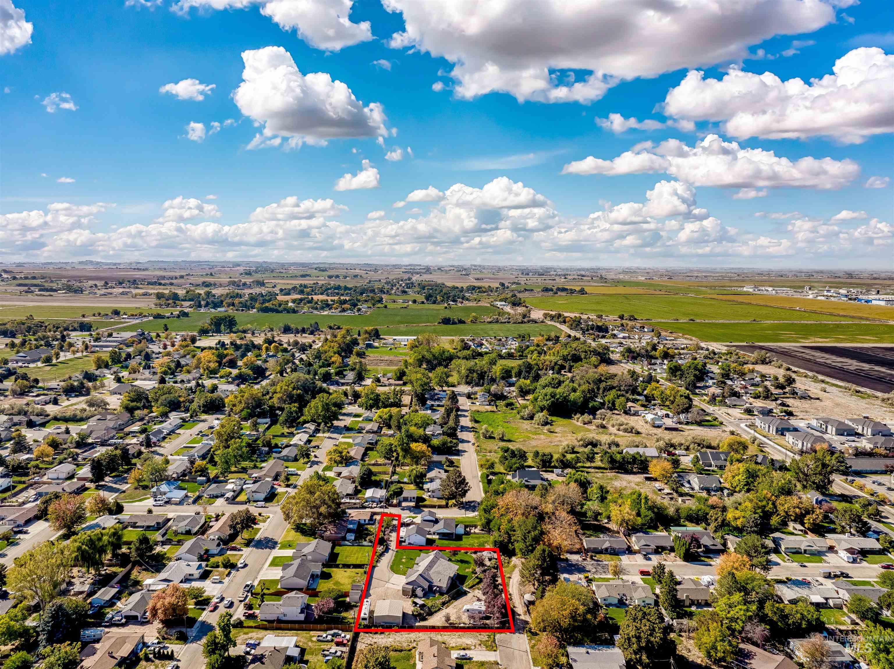 1915 Meadow Ave, Caldwell, Idaho 83605, 4 Bedrooms, 2.5 Bathrooms, Residential For Sale, Price $685,000,MLS 99003158