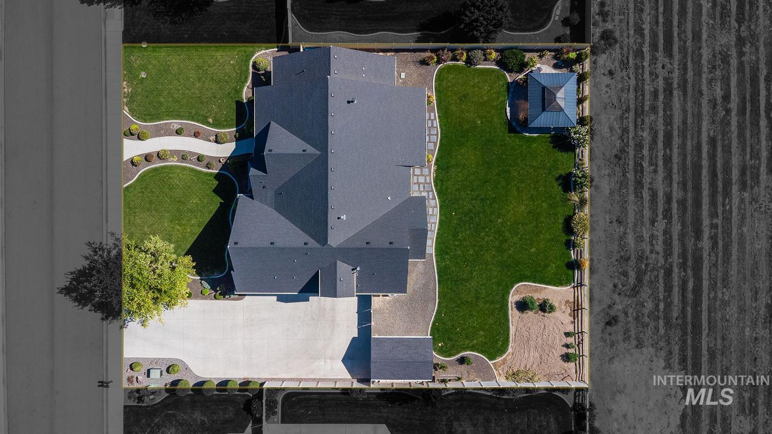 8163 Stillman St, Nampa, Idaho 83686, 4 Bedrooms, 3.5 Bathrooms, Residential For Sale, Price $989,990,MLS 99003159
