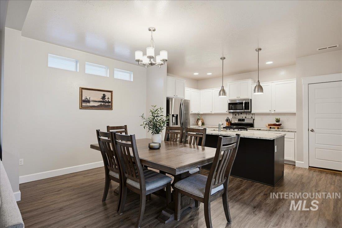745 E Springloyd St., Meridian, Idaho 83642, 3 Bedrooms, 2.5 Bathrooms, Residential For Sale, Price $440,000,MLS 99003160