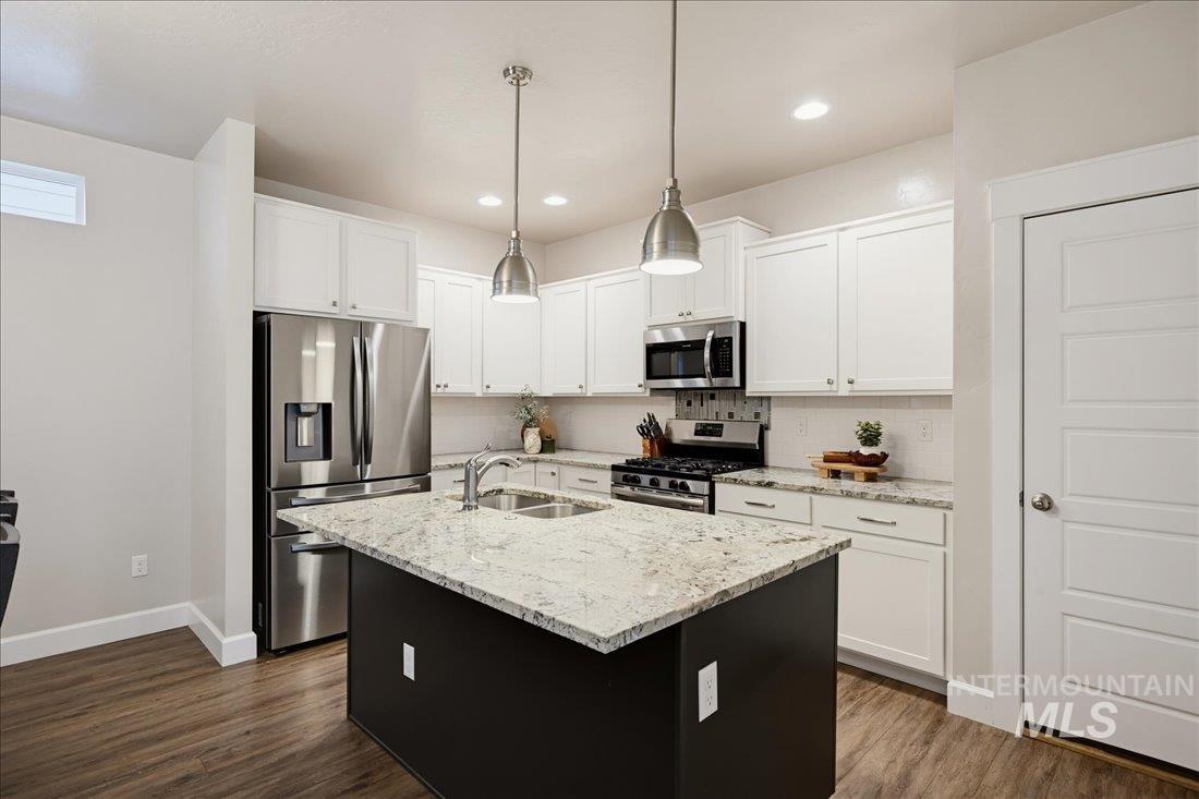 745 E Springloyd St., Meridian, Idaho 83642, 3 Bedrooms, 2.5 Bathrooms, Residential For Sale, Price $440,000,MLS 99003160
