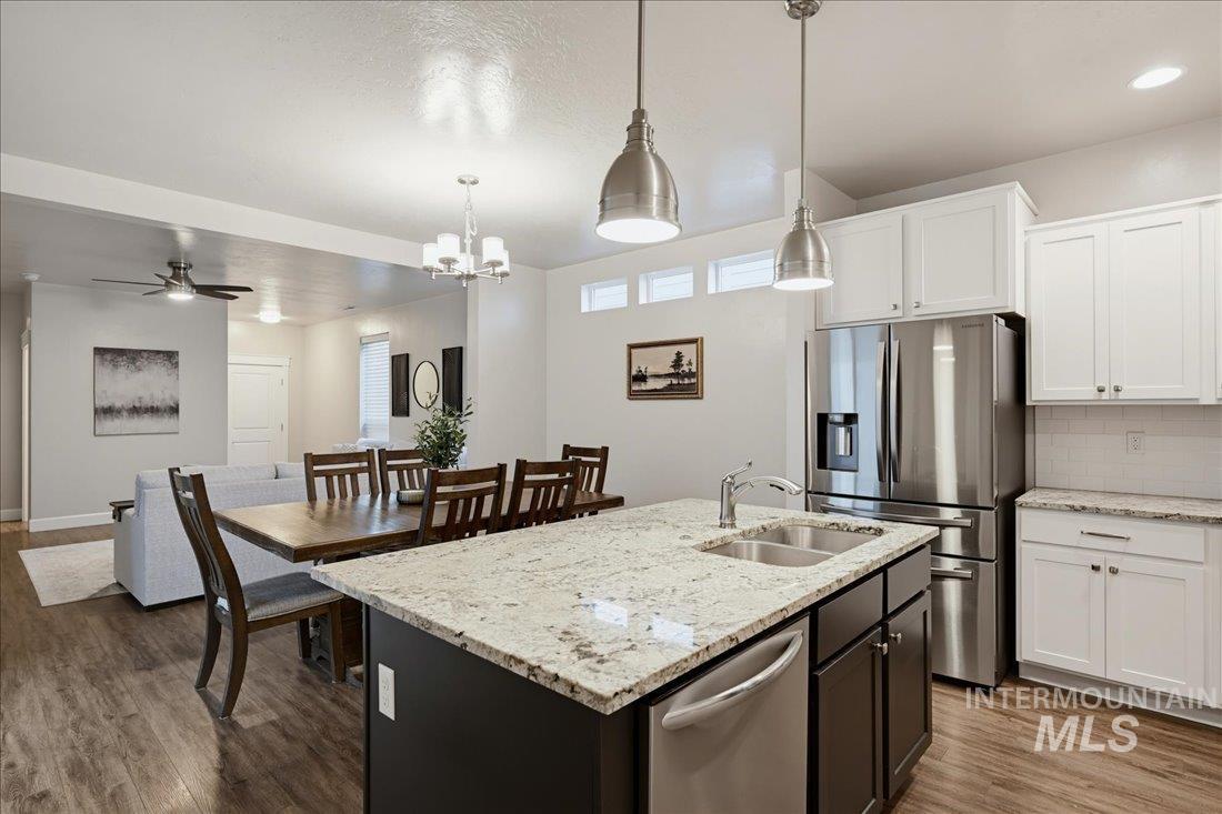 745 E Springloyd St., Meridian, Idaho 83642, 3 Bedrooms, 2.5 Bathrooms, Residential For Sale, Price $440,000,MLS 99003160
