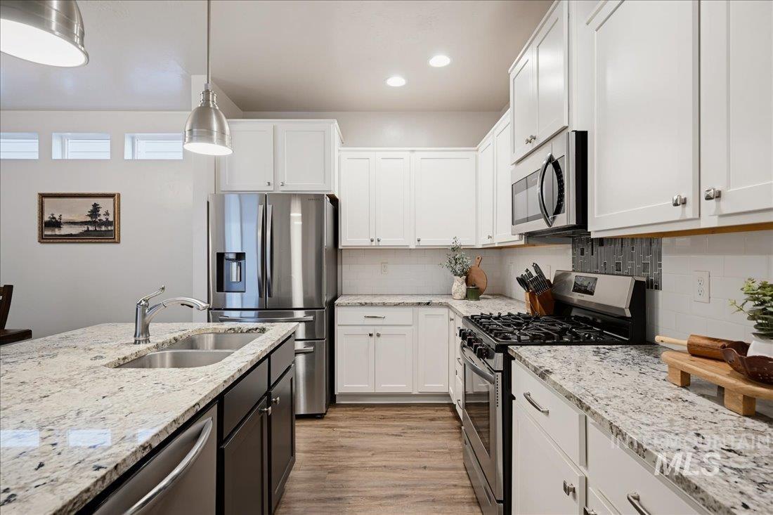 745 E Springloyd St., Meridian, Idaho 83642, 3 Bedrooms, 2.5 Bathrooms, Residential For Sale, Price $440,000,MLS 99003160