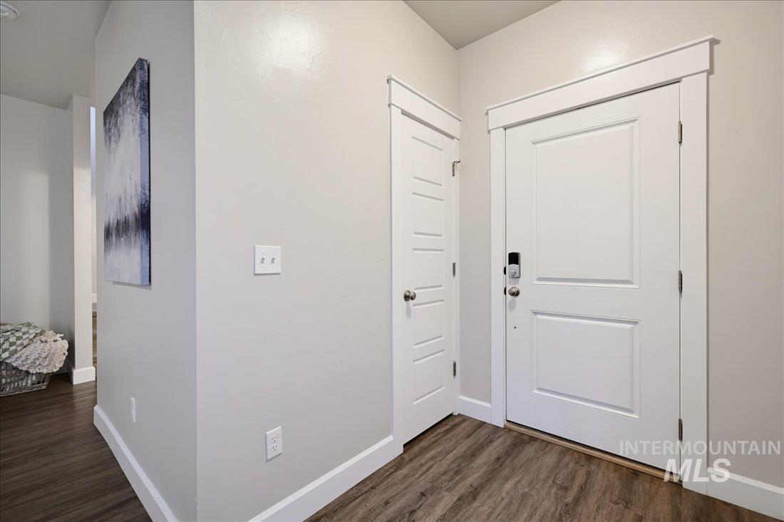 745 E Springloyd St., Meridian, Idaho 83642, 3 Bedrooms, 2.5 Bathrooms, Residential For Sale, Price $440,000,MLS 99003160
