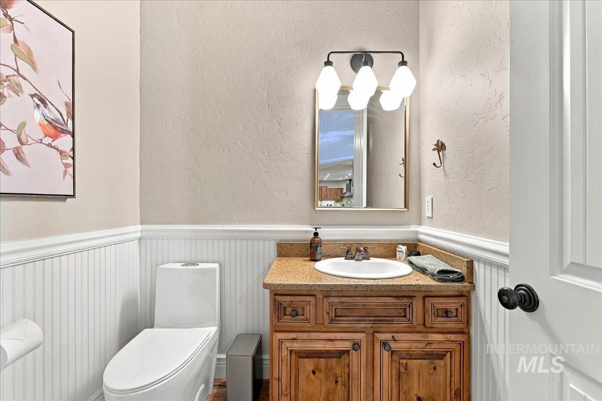 7222 W Ring Perch Dr., Boise, Idaho 83709, 3 Bedrooms, 2.5 Bathrooms, Residential For Sale, Price $799,000,MLS 99003163