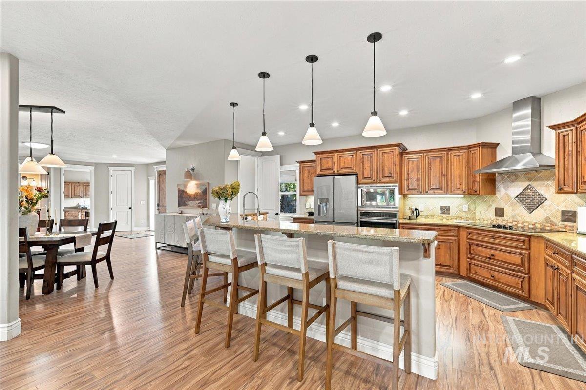 7222 W Ring Perch Dr., Boise, Idaho 83709, 3 Bedrooms, 2.5 Bathrooms, Residential For Sale, Price $799,000,MLS 99003163