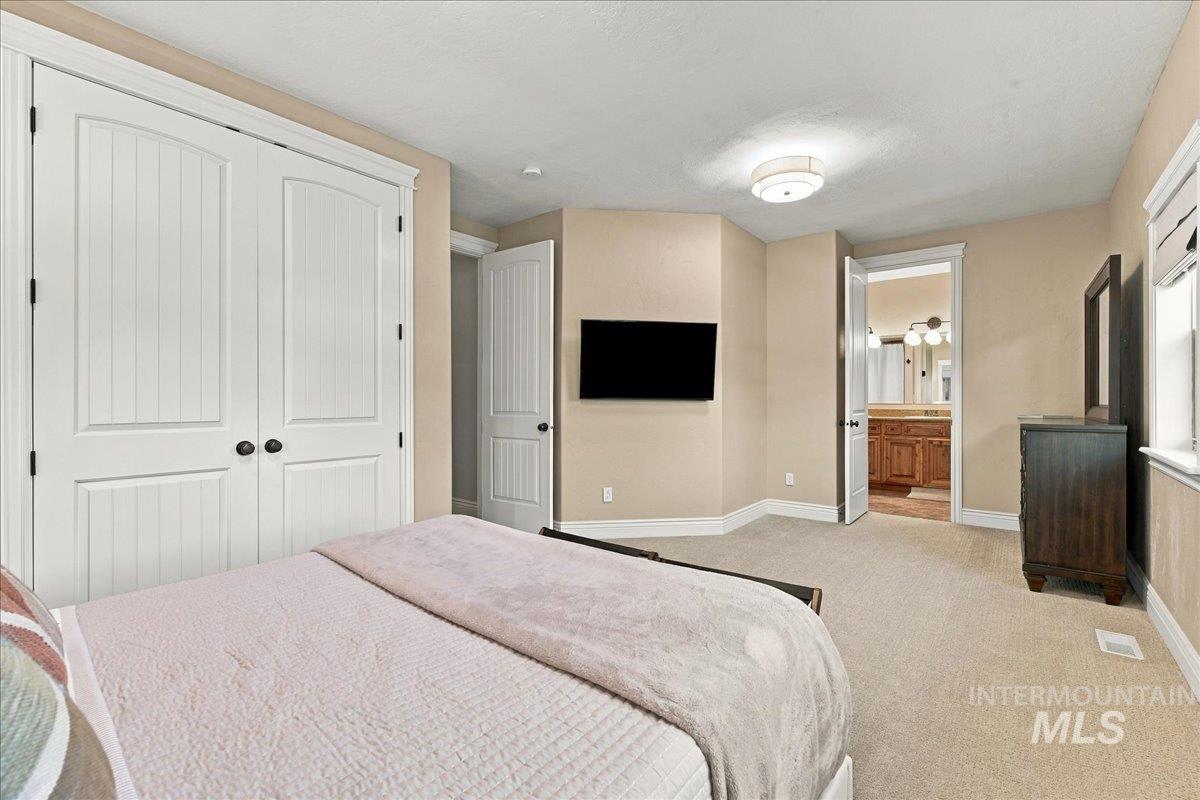 7222 W Ring Perch Dr., Boise, Idaho 83709, 3 Bedrooms, 2.5 Bathrooms, Residential For Sale, Price $799,000,MLS 99003163