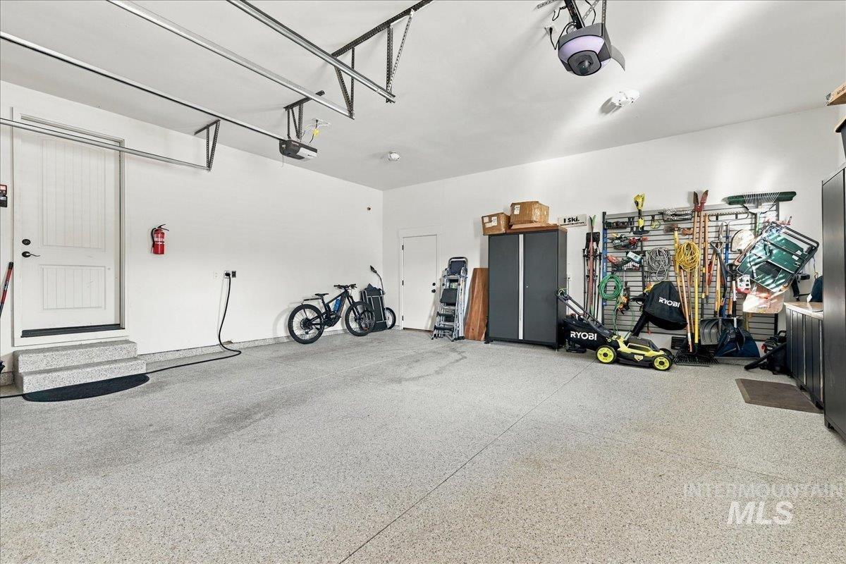 7222 W Ring Perch Dr., Boise, Idaho 83709, 3 Bedrooms, 2.5 Bathrooms, Residential For Sale, Price $799,000,MLS 99003163