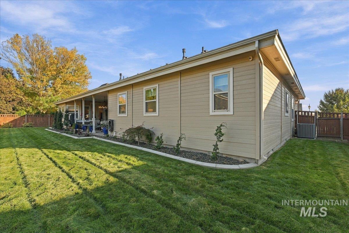 7222 W Ring Perch Dr., Boise, Idaho 83709, 3 Bedrooms, 2.5 Bathrooms, Residential For Sale, Price $799,000,MLS 99003163