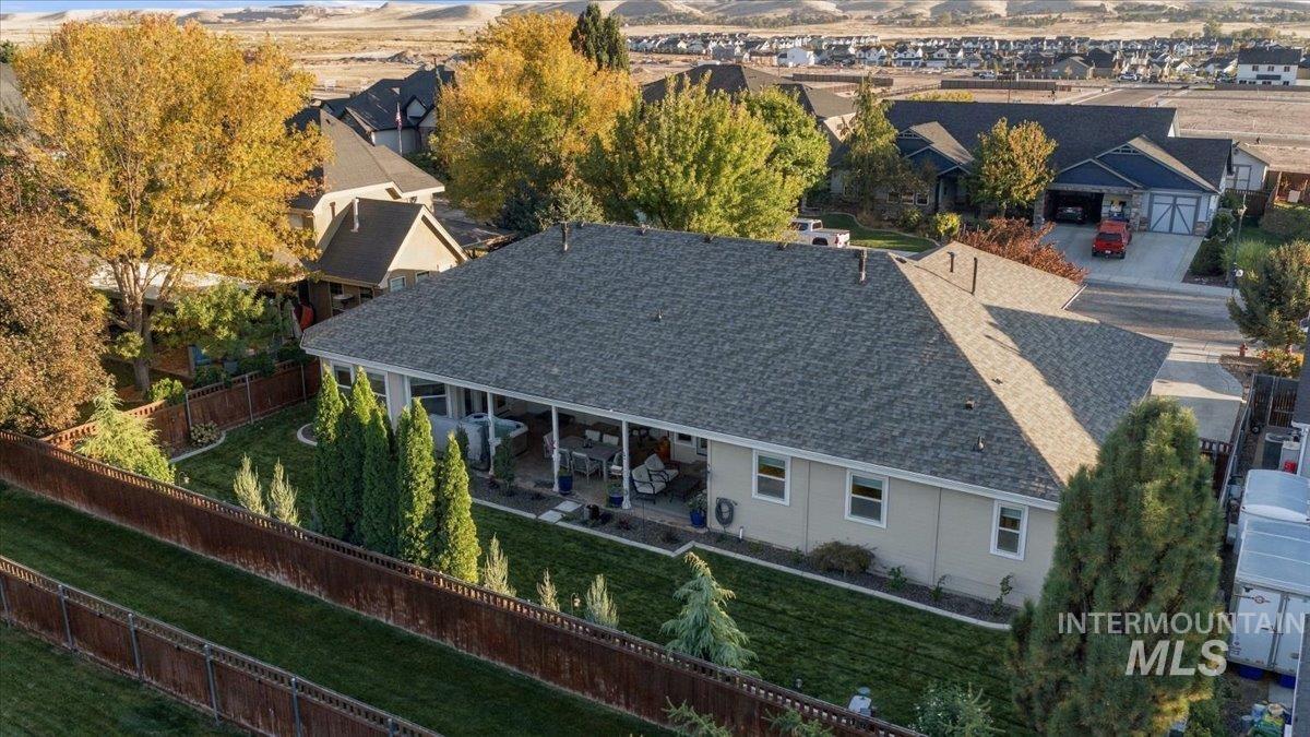 7222 W Ring Perch Dr., Boise, Idaho 83709, 3 Bedrooms, 2.5 Bathrooms, Residential For Sale, Price $799,000,MLS 99003163