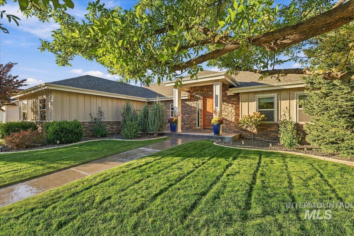 7222 W Ring Perch Dr., Boise, Idaho 83709, 3 Bedrooms, 2.5 Bathrooms, Residential For Sale, Price $799,000,MLS 99003163