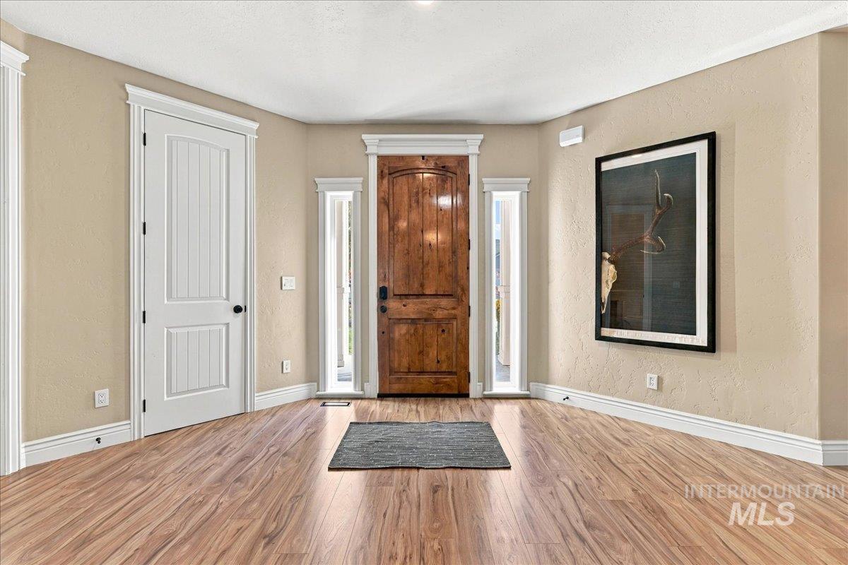 7222 W Ring Perch Dr., Boise, Idaho 83709, 3 Bedrooms, 2.5 Bathrooms, Residential For Sale, Price $799,000,MLS 99003163