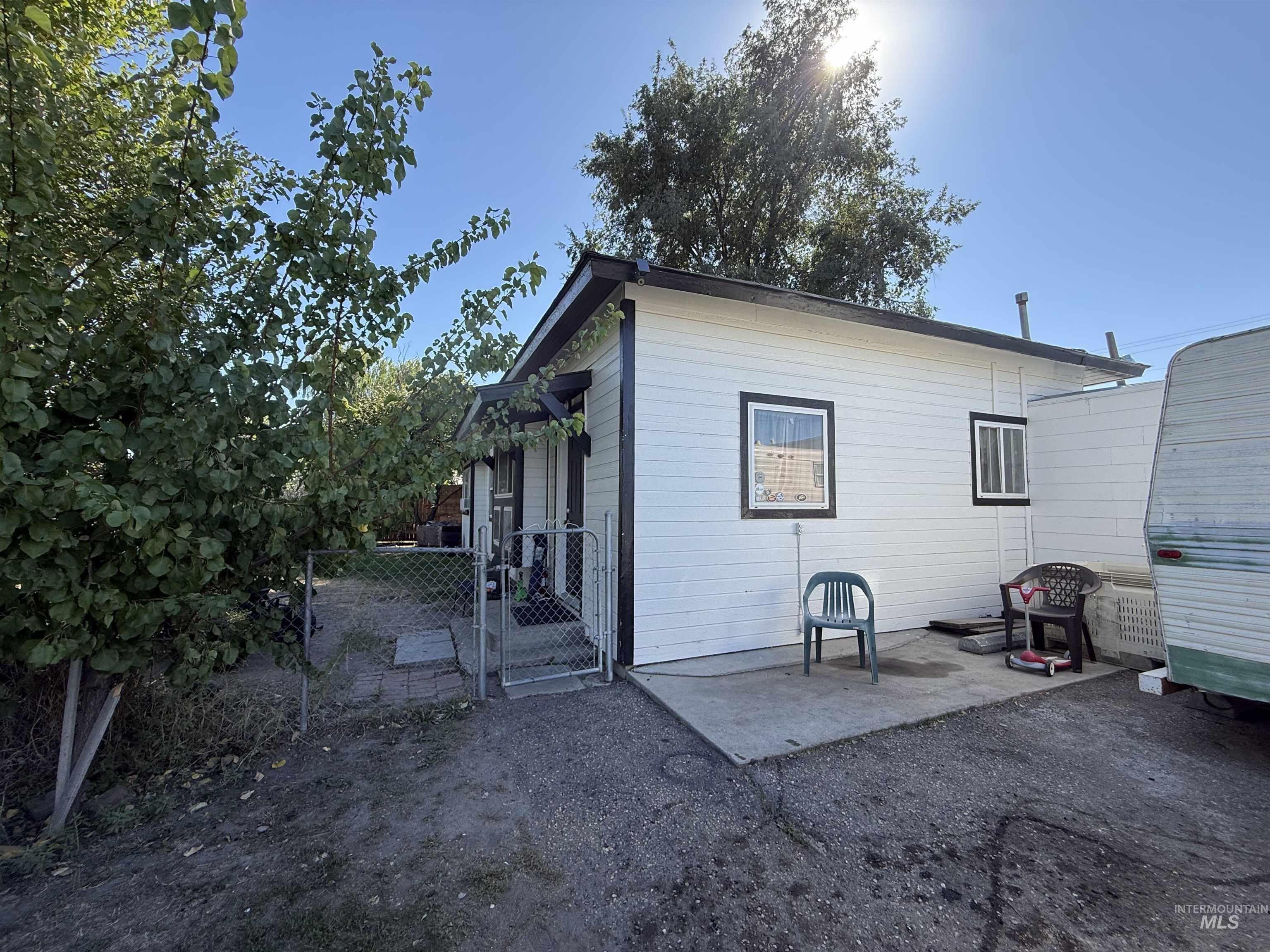 602 E Chicago Street, Caldwell, Idaho 83605, 3 Bedrooms, 2 Bathrooms, Residential For Sale, Price $265,000,MLS 99003166