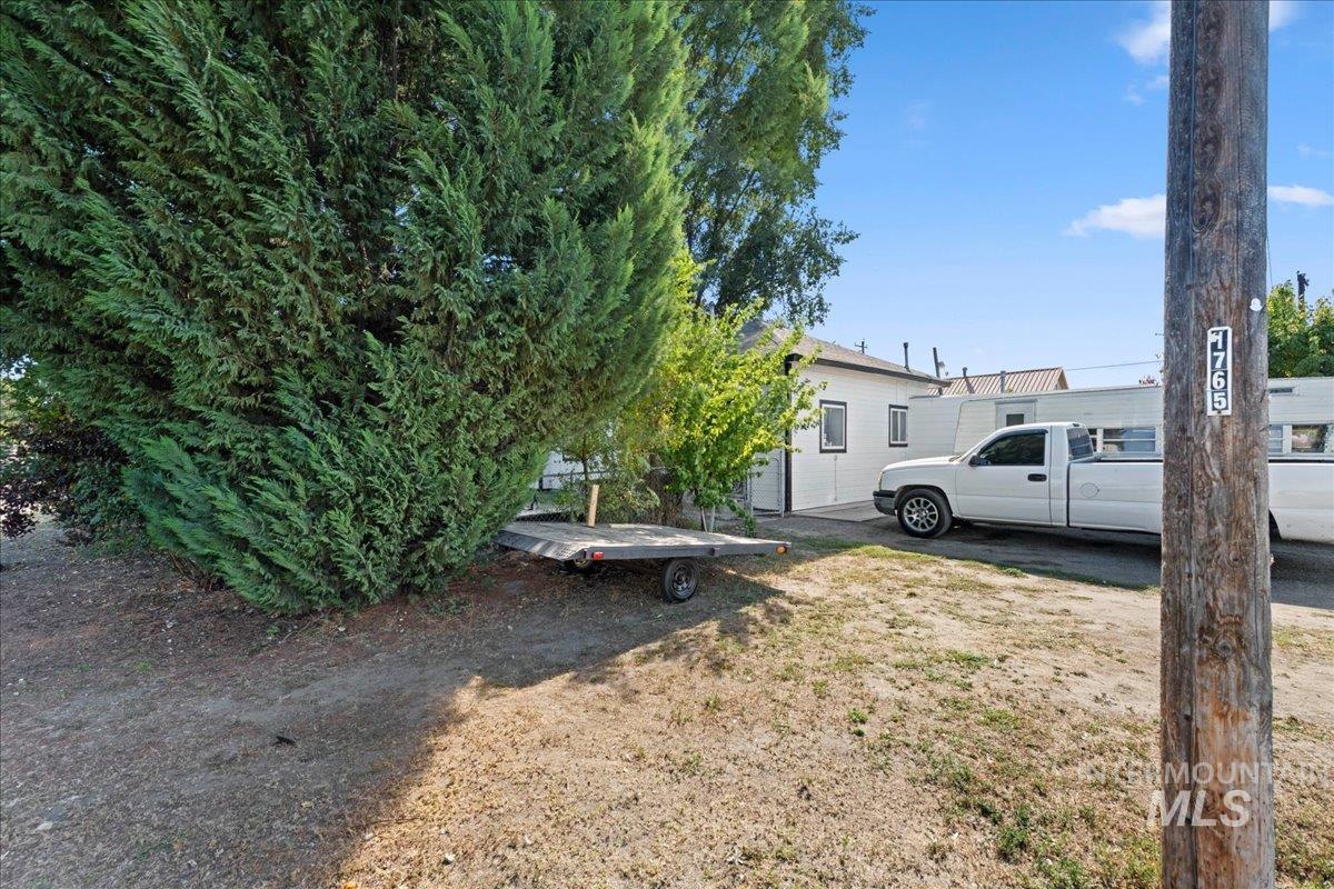 602 E Chicago Street, Caldwell, Idaho 83605, 3 Bedrooms, 2 Bathrooms, Residential For Sale, Price $265,000, 99003166