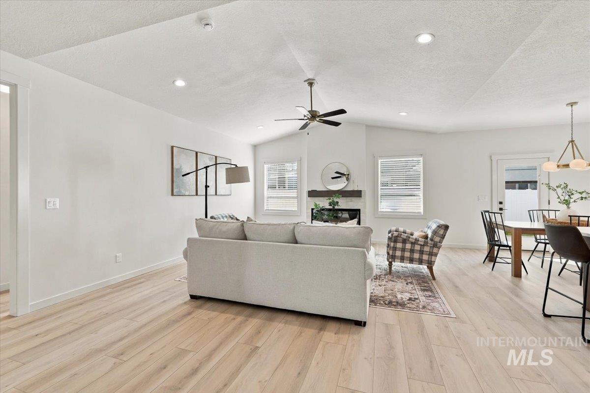 1717 Haystack Rd, Emmett, Idaho 83617, 3 Bedrooms, 2 Bathrooms, Residential For Sale, Price $498,500, 99003167