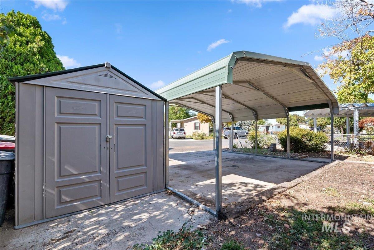 700 E Fairview Ave, Meridian, Idaho 83642, 2 Bedrooms, 1 Bathroom, Residential For Sale, Price $79,900, 99003190