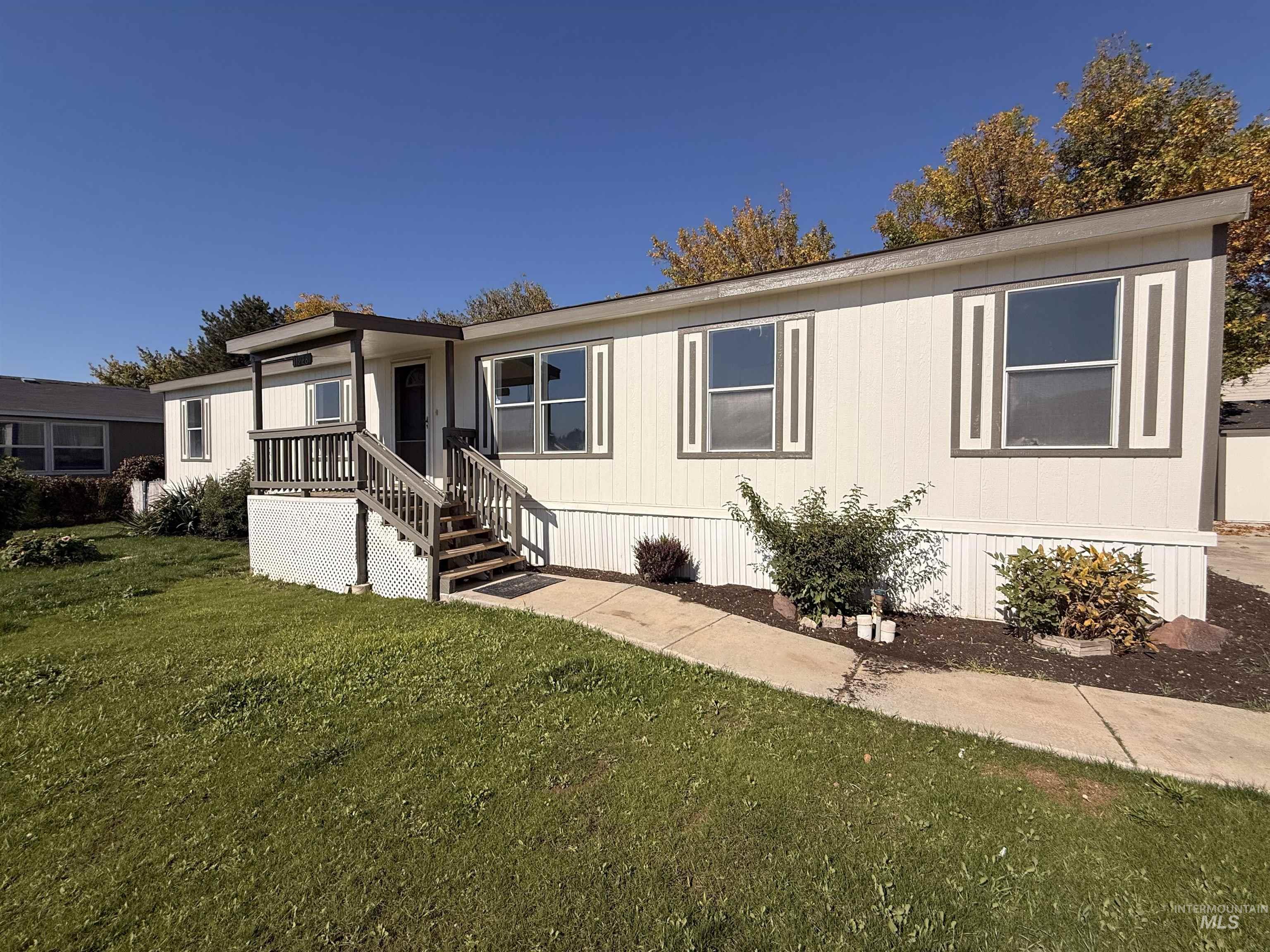11228 W Azure, Boise, Idaho 83713, 3 Bedrooms, 2 Bathrooms, Residential For Sale, Price $139,999, 99003241