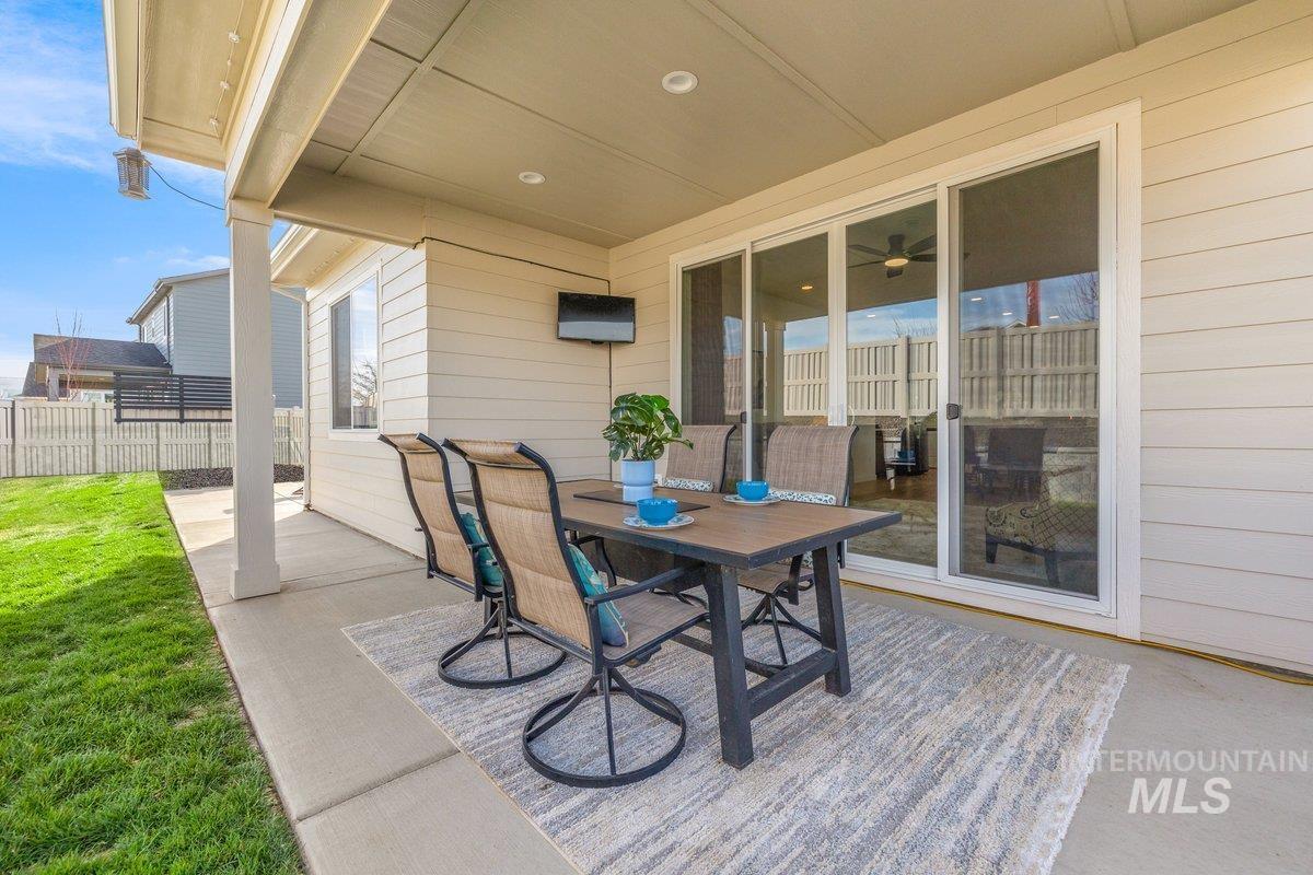 1218 Stirling Meadows Ct, Middleton, Idaho 83644, 4 Bedrooms, 3.5 Bathrooms, Residential For Sale, Price $639,900, 99003258