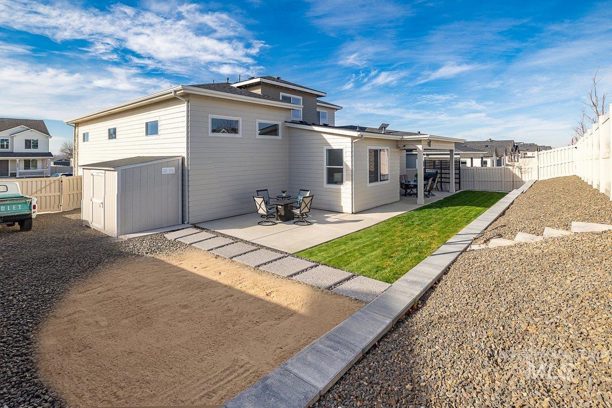 1218 Stirling Meadows Ct, Middleton, Idaho 83644, 4 Bedrooms, 3.5 Bathrooms, Residential For Sale, Price $639,900, 99003258