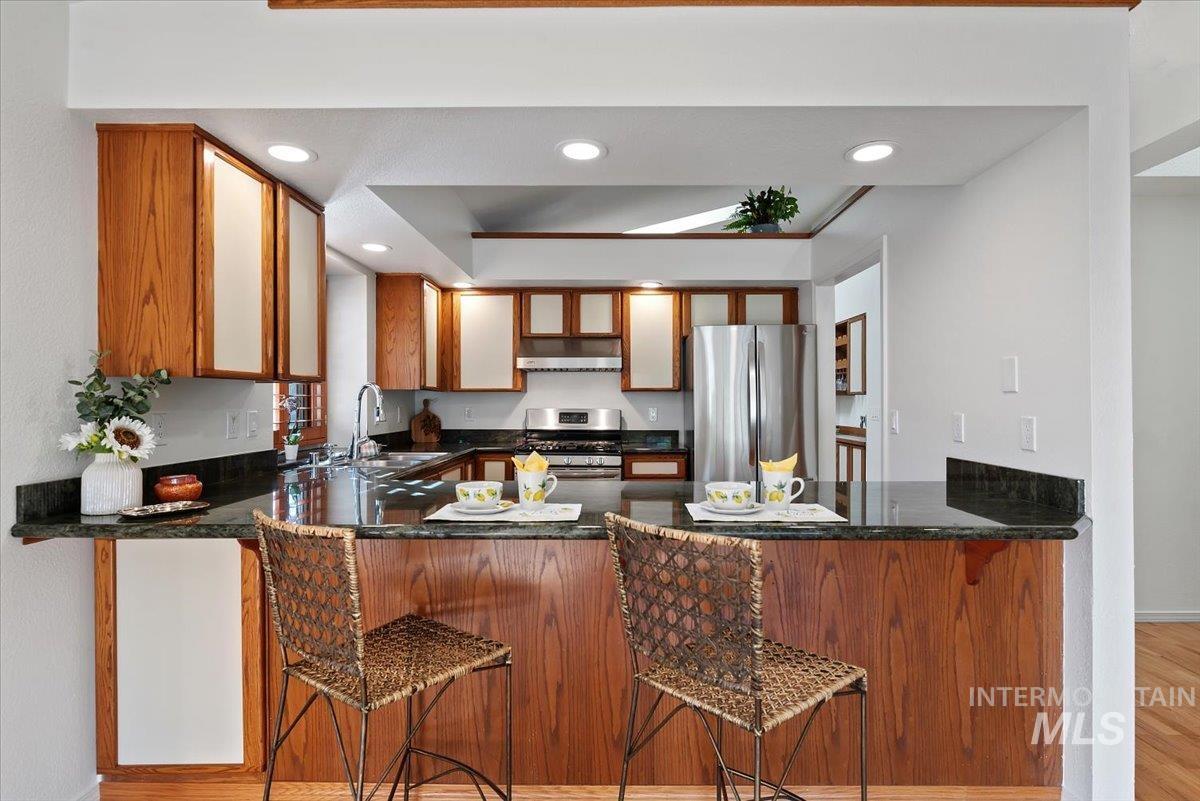 1260 E Woodvine, Boise, Idaho 83706, 3 Bedrooms, 2 Bathrooms, Residential For Sale, Price $699,500, 99003412