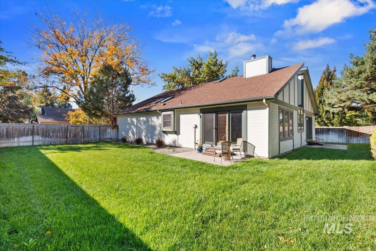 1260 E Woodvine, Boise, Idaho 83706, 3 Bedrooms, 2 Bathrooms, Residential For Sale, Price $699,500, 99003412