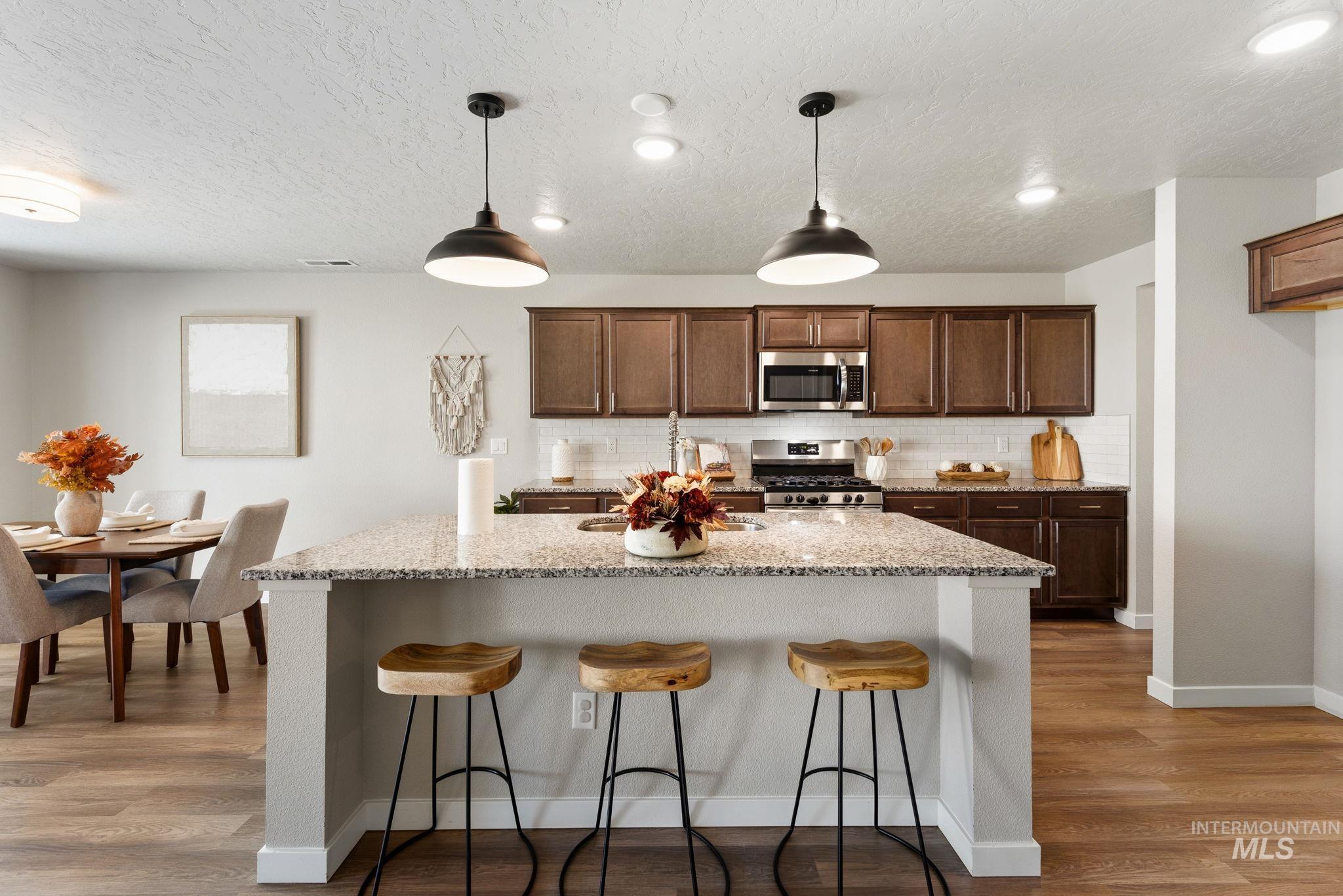 19380 Geneva Pl, Caldwell, Idaho 83605, 5 Bedrooms, 4 Bathrooms, Residential For Sale, Price $559,900, 99003464