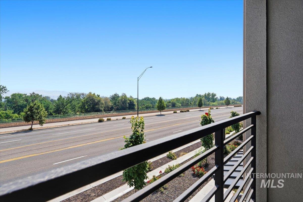 1705 S Federal Way, Boise, Idaho 83705, 3 Bedrooms, 3.5 Bathrooms, Residential For Sale, Price $479,880, 99003471
