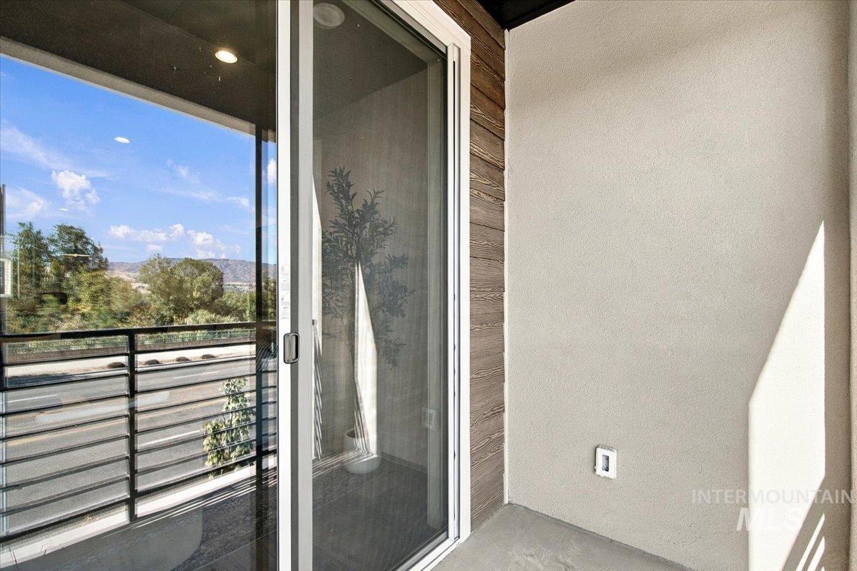 1705 S Federal Way, Boise, Idaho 83705, 3 Bedrooms, 3.5 Bathrooms, Residential For Sale, Price $474,880, 99003471