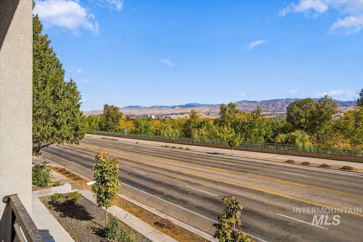 1705 S Federal Way, Boise, Idaho 83705, 3 Bedrooms, 3.5 Bathrooms, Residential For Sale, Price $474,880, 99003471