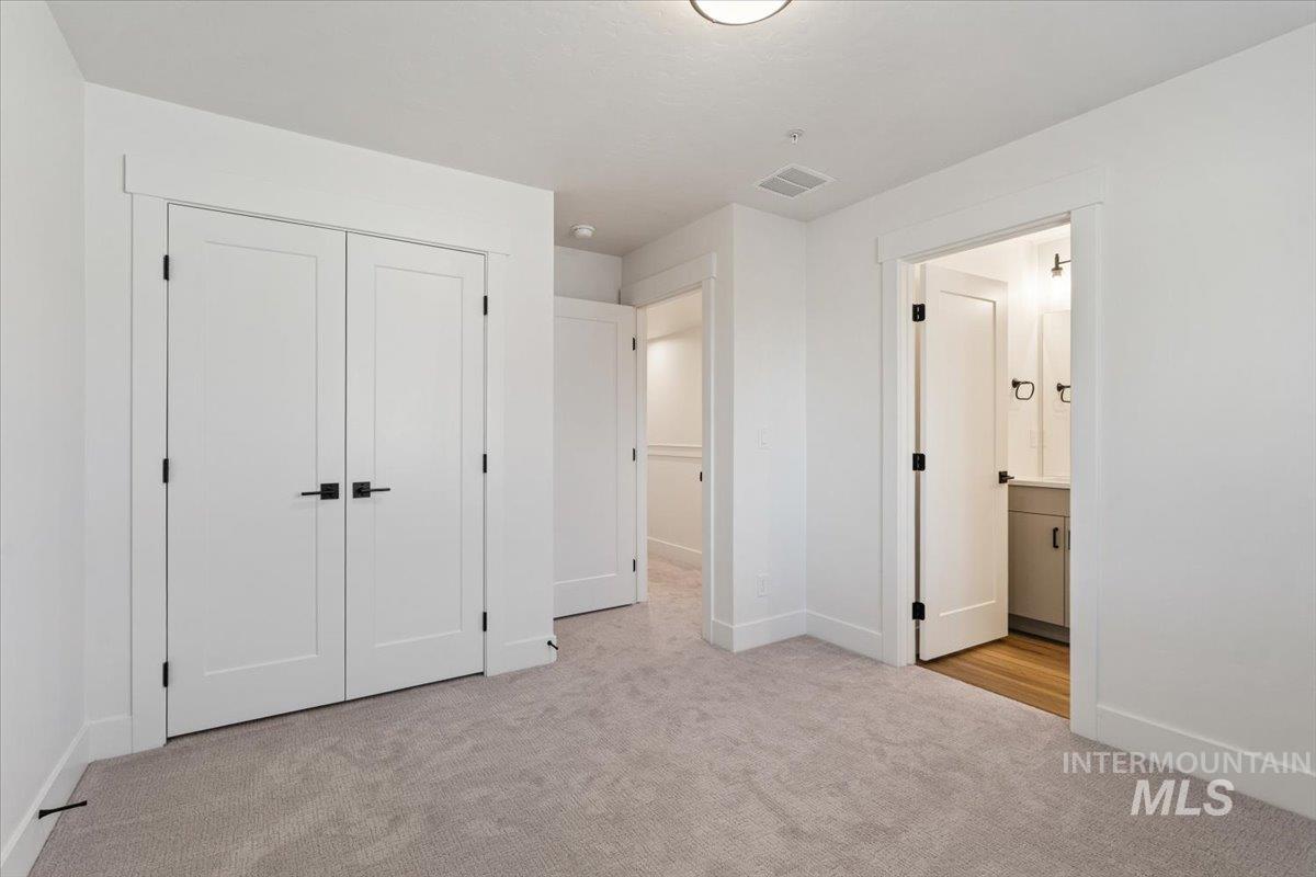 1705 S Federal Way, Boise, Idaho 83705, 3 Bedrooms, 3.5 Bathrooms, Residential For Sale, Price $474,880, 99003471