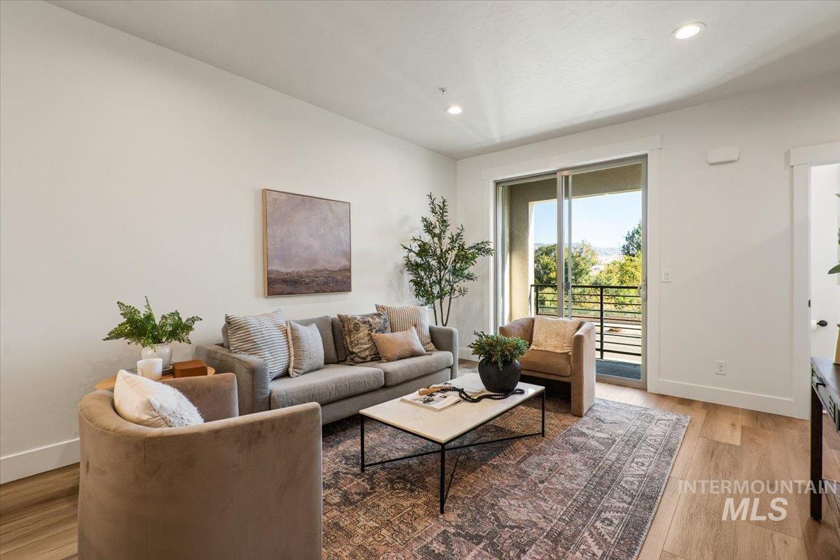 1705 S Federal Way, Boise, Idaho 83705, 3 Bedrooms, 3.5 Bathrooms, Residential For Sale, Price $474,880, 99003471