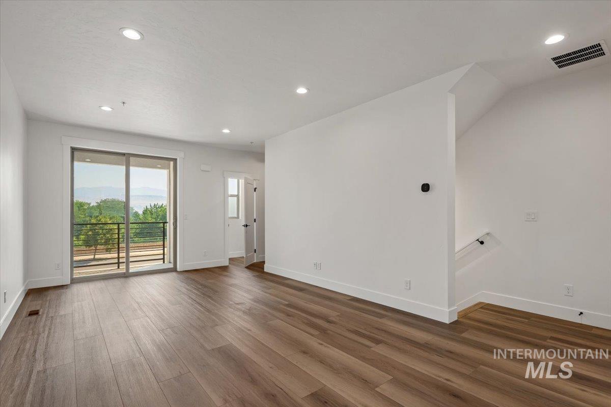 1705 S Federal Way, Boise, Idaho 83705, 3 Bedrooms, 3.5 Bathrooms, Residential For Sale, Price $479,880, 99003471