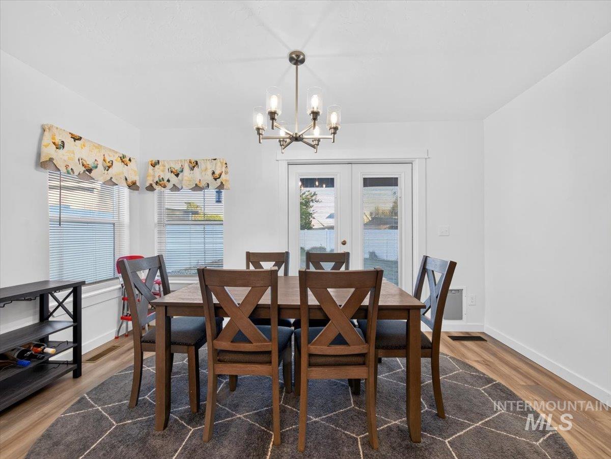 1027 W Butterfield, Weiser, Idaho 83672, 3 Bedrooms, 2 Bathrooms, Residential For Sale, Price $385,000, 99003581