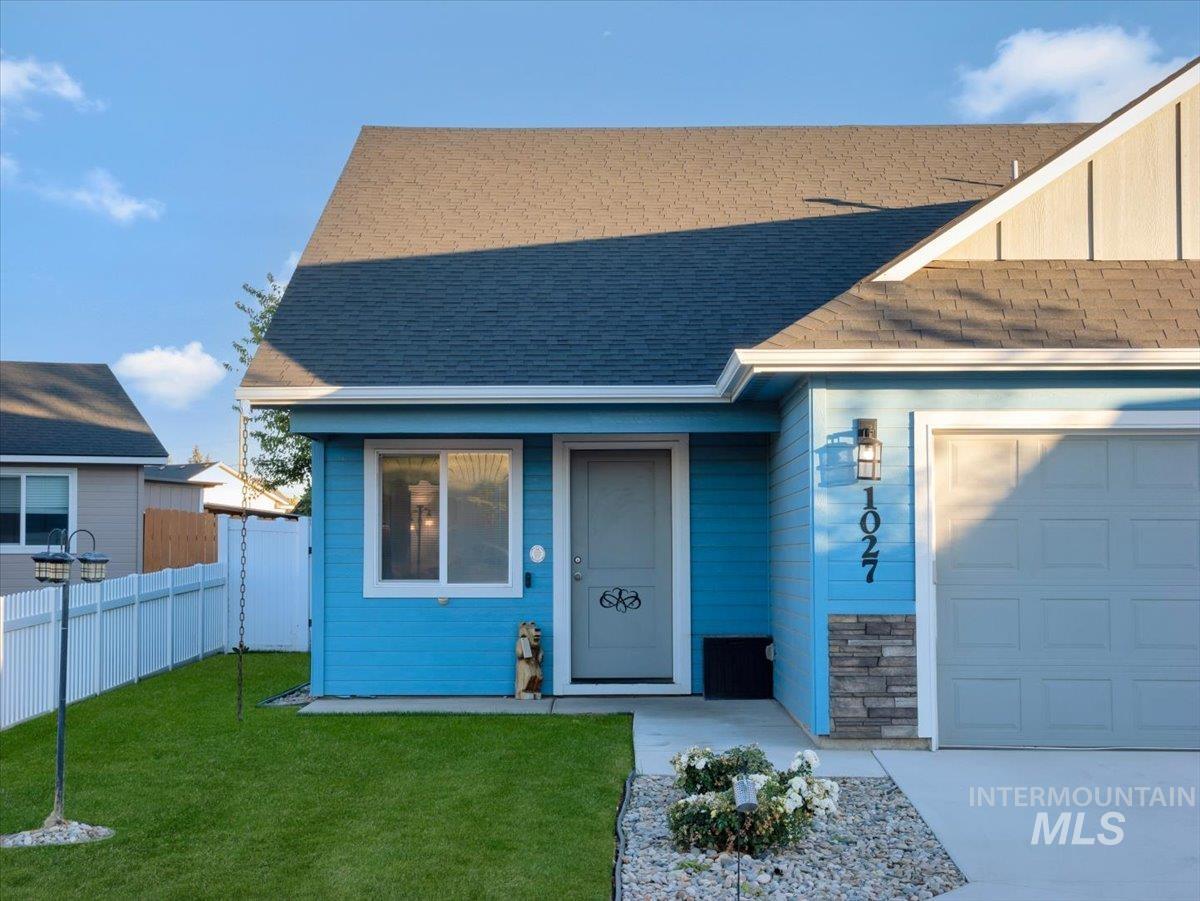 1027 W Butterfield, Weiser, Idaho 83672, 3 Bedrooms, 2 Bathrooms, Residential For Sale, Price $385,000, 99003581