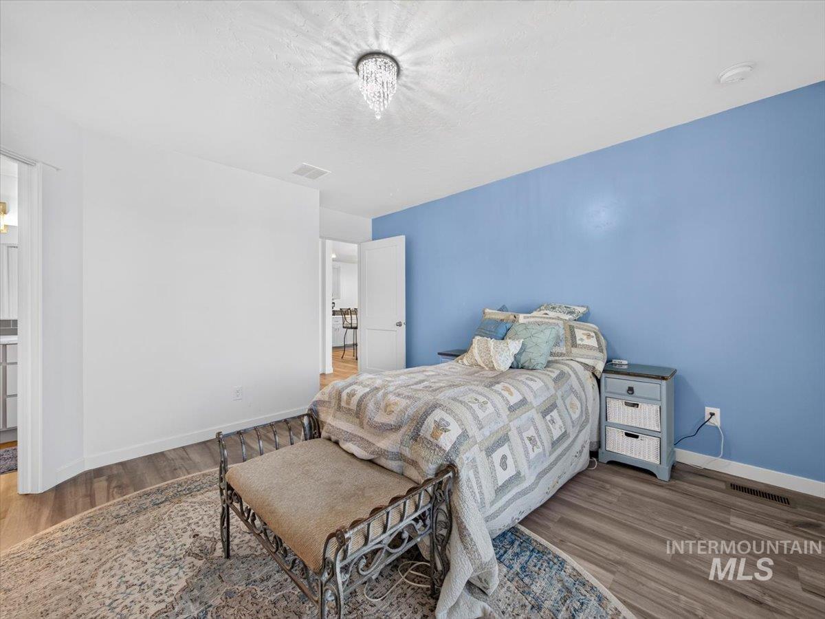 1027 W Butterfield, Weiser, Idaho 83672, 3 Bedrooms, 2 Bathrooms, Residential For Sale, Price $385,000, 99003581