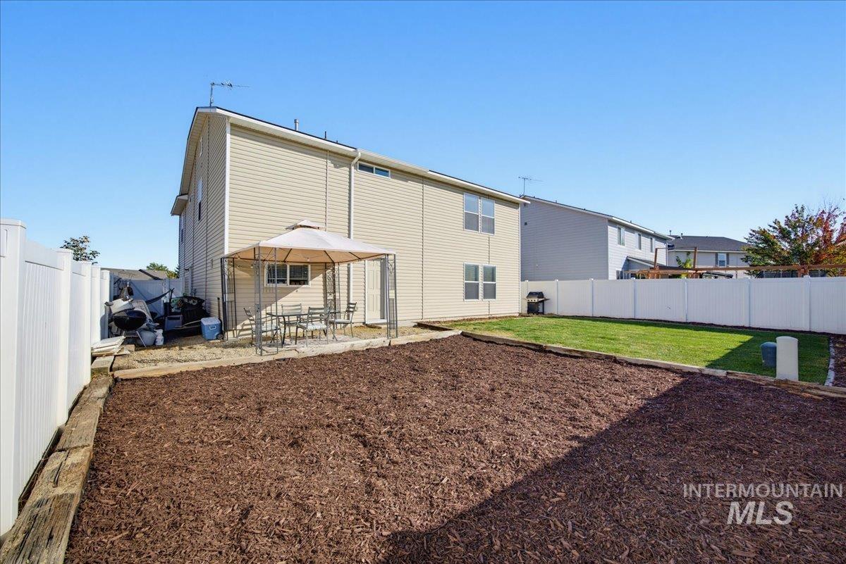 1935 E Marsh Creek Rd, Emmett, Idaho 83617, 4 Bedrooms, 3 Bathrooms, Residential For Sale, Price $499,000,MLS 99003647
