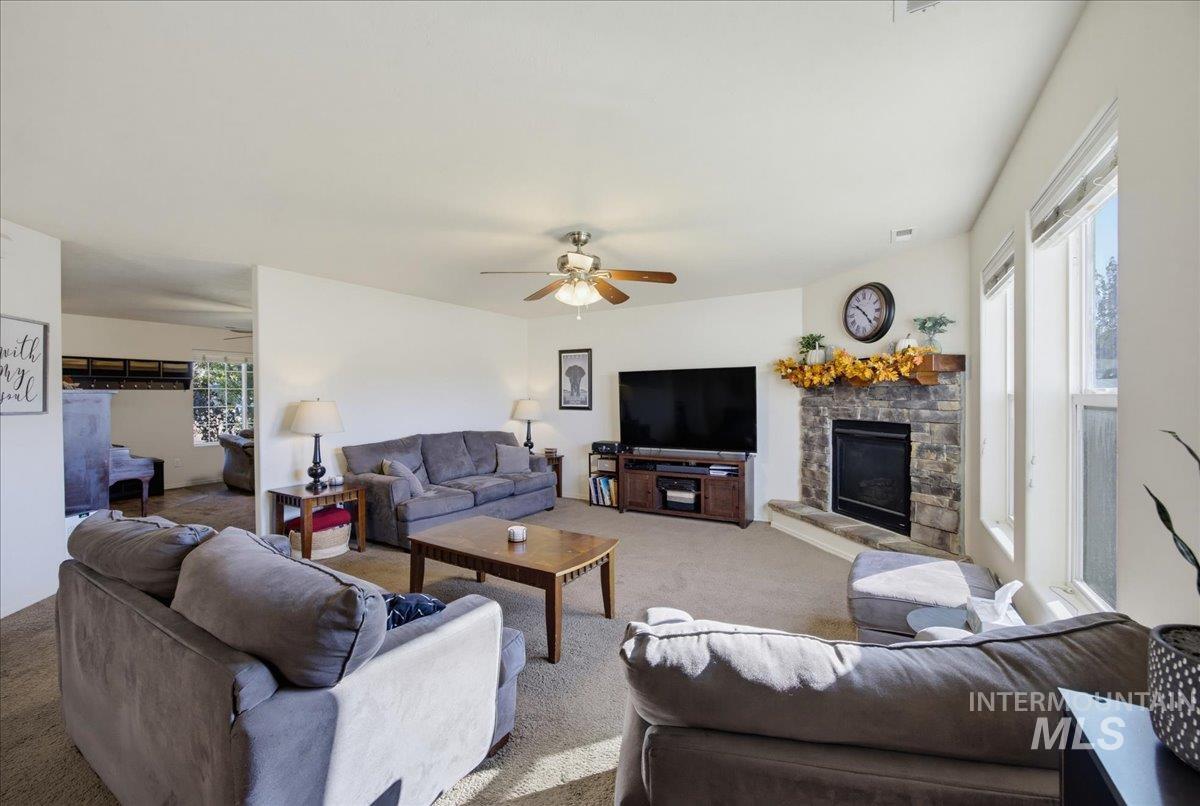 1935 E Marsh Creek Rd, Emmett, Idaho 83617, 4 Bedrooms, 3 Bathrooms, Residential For Sale, Price $499,000,MLS 99003647