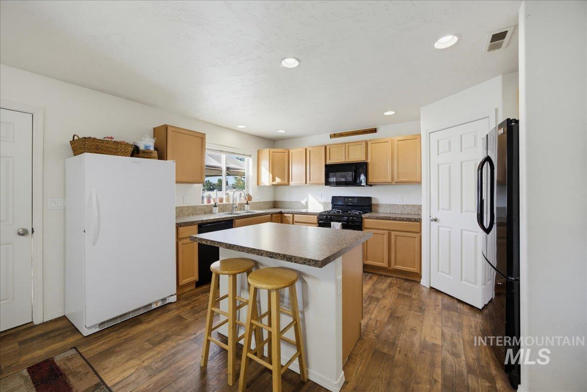 1935 E Marsh Creek Rd, Emmett, Idaho 83617, 4 Bedrooms, 3 Bathrooms, Residential For Sale, Price $499,000,MLS 99003647